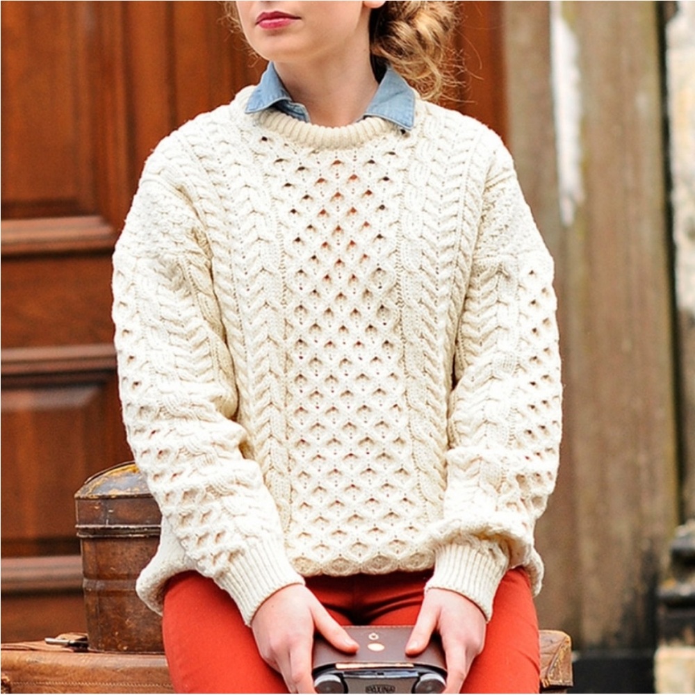 Vintage Ivory Chunky Cable Knit Pure British Wool Irish Fisherman Sweater S / M - Picture 9 of 16